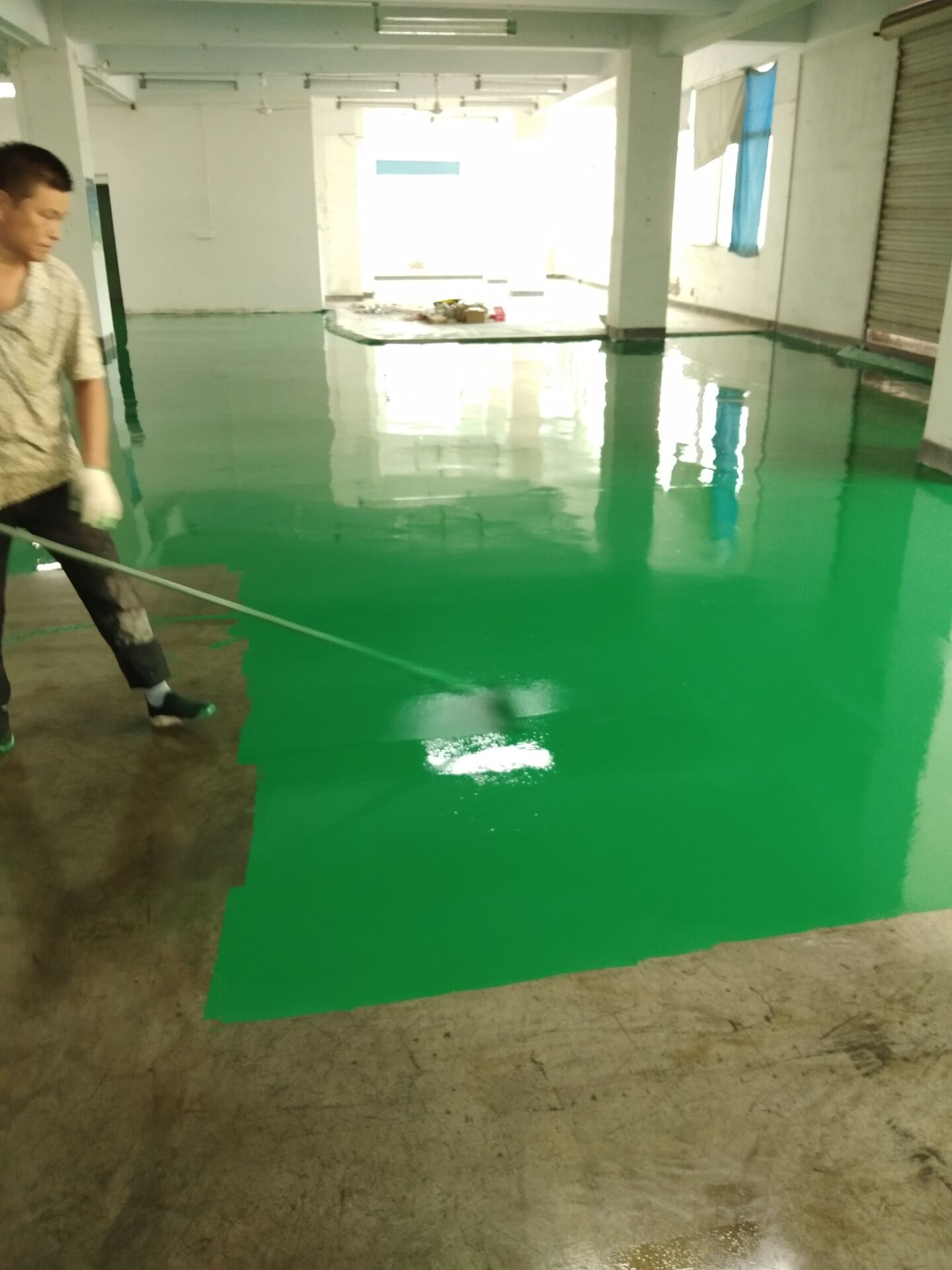 汝湖停车场地坪漆施工厂家