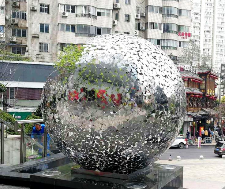 不锈钢植物雕塑