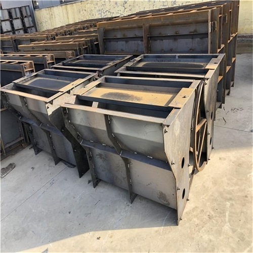 公路水泥隔离墩钢模具厂家批发