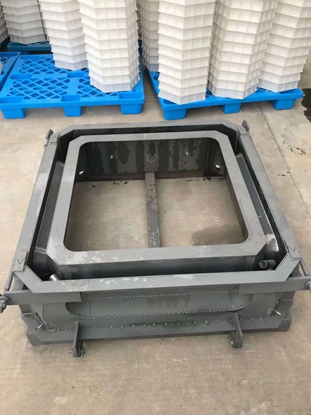挡土墙钢模具制作