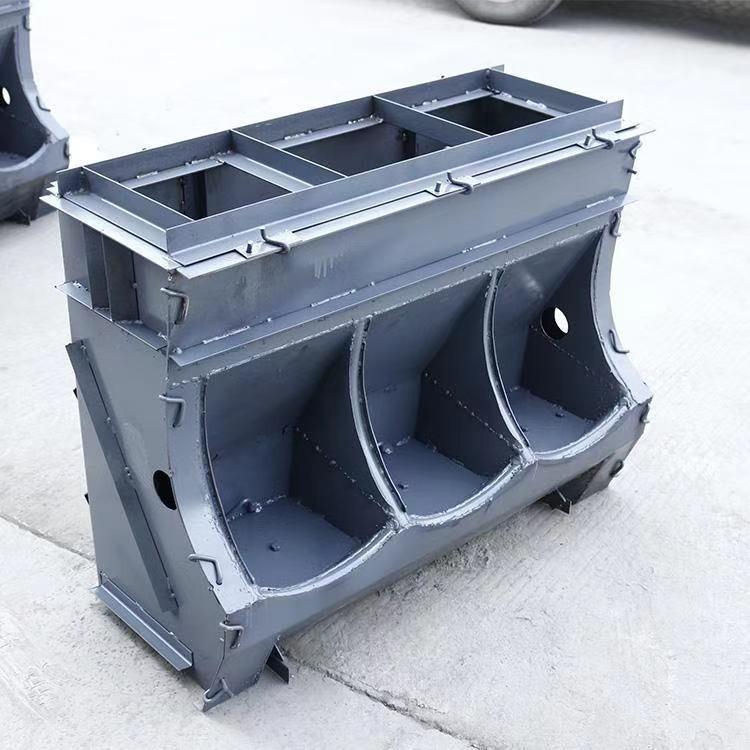 水泥猪食槽模具图片