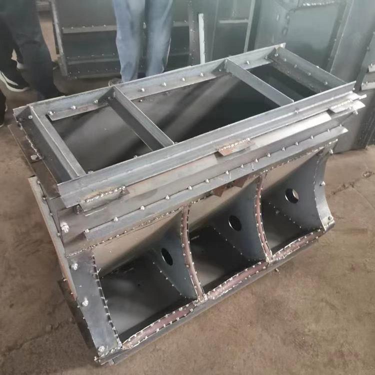猪槽模具厂家电话