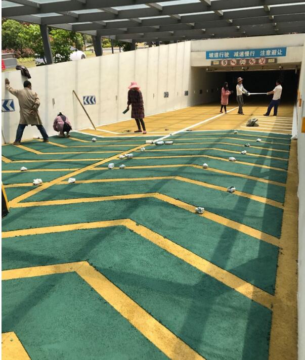 黔西南环氧防滑坡道地坪 坡道防滑缝