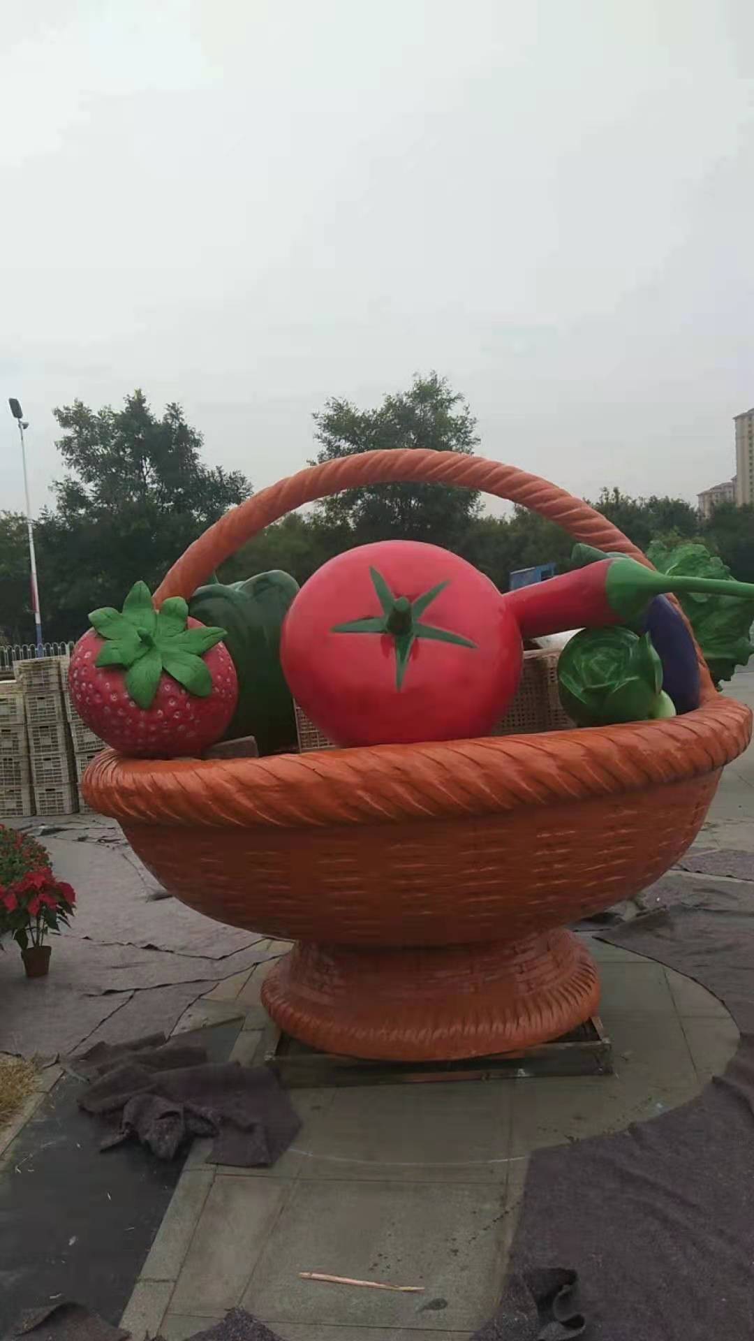 工艺品花篮雕塑单价