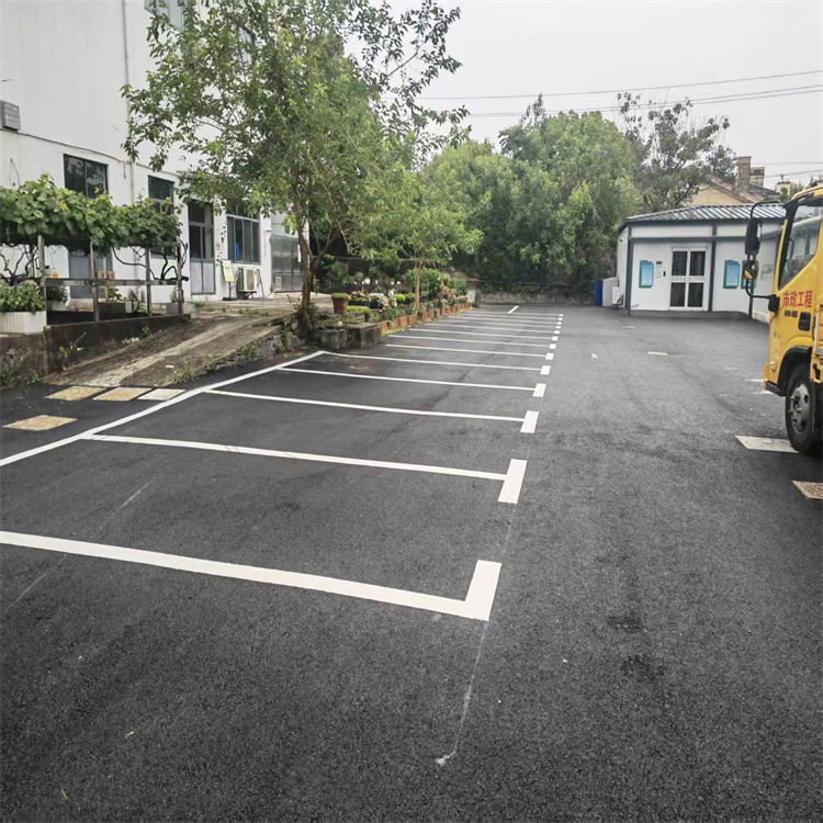 上海虹口城市道路划线