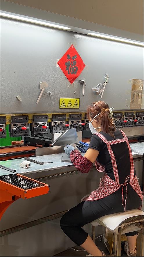 非标钣金构件来图定制