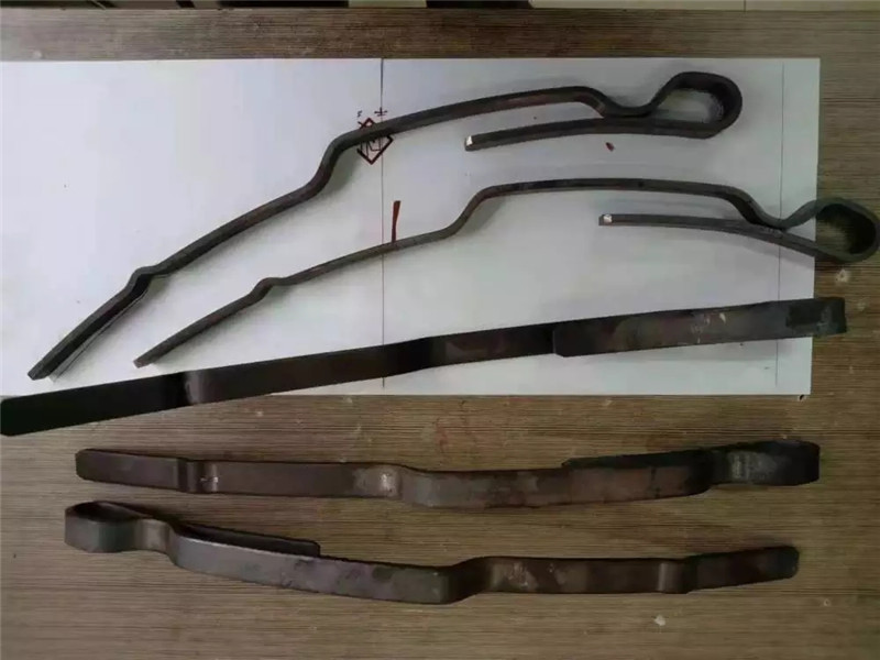 132RE机车闸瓦钎