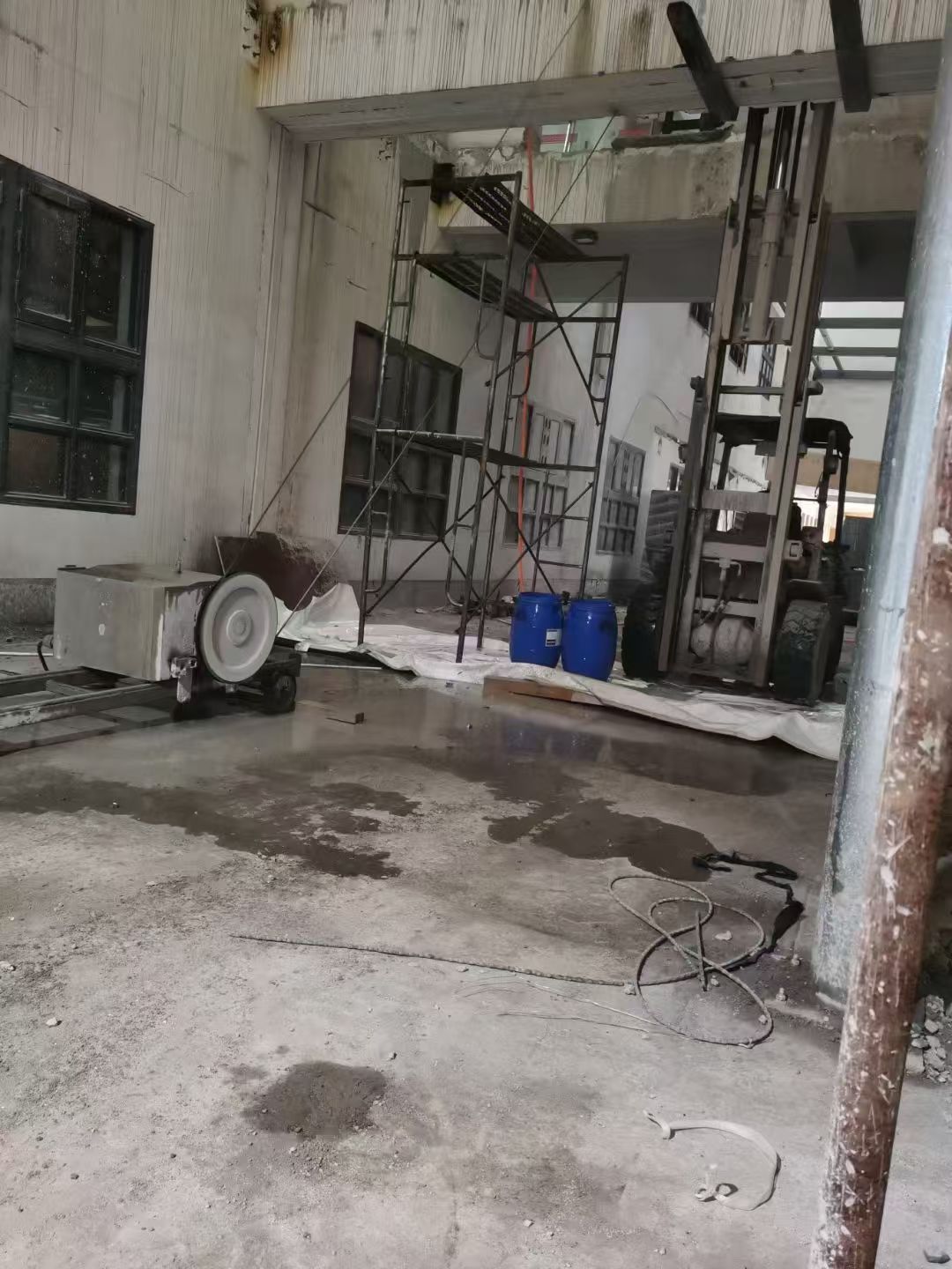 福建龙岩房屋切割